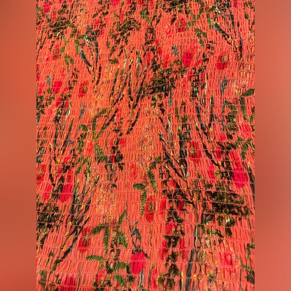 Gianni Bini Smocked Wov Stacy Print Floral Tank Top In Peach Floral Size Xl NWT - Picture 3 of 7